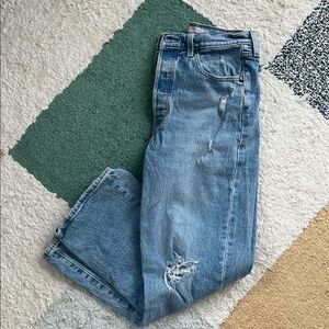 Levi's ribcage straight ankle jeans- size 28
